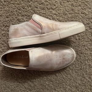 Diba true slip on sneakers